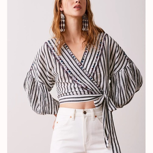 FREE PEOPLE White Black Cuff Sleeves Barcelona Nights Wrap Top Small - Picture 3 of 8